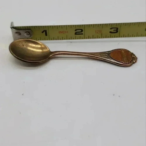 Vintage North Dakota Gold Tone Souvenir Spoon Kitschy Cool - Picture 4 of 4